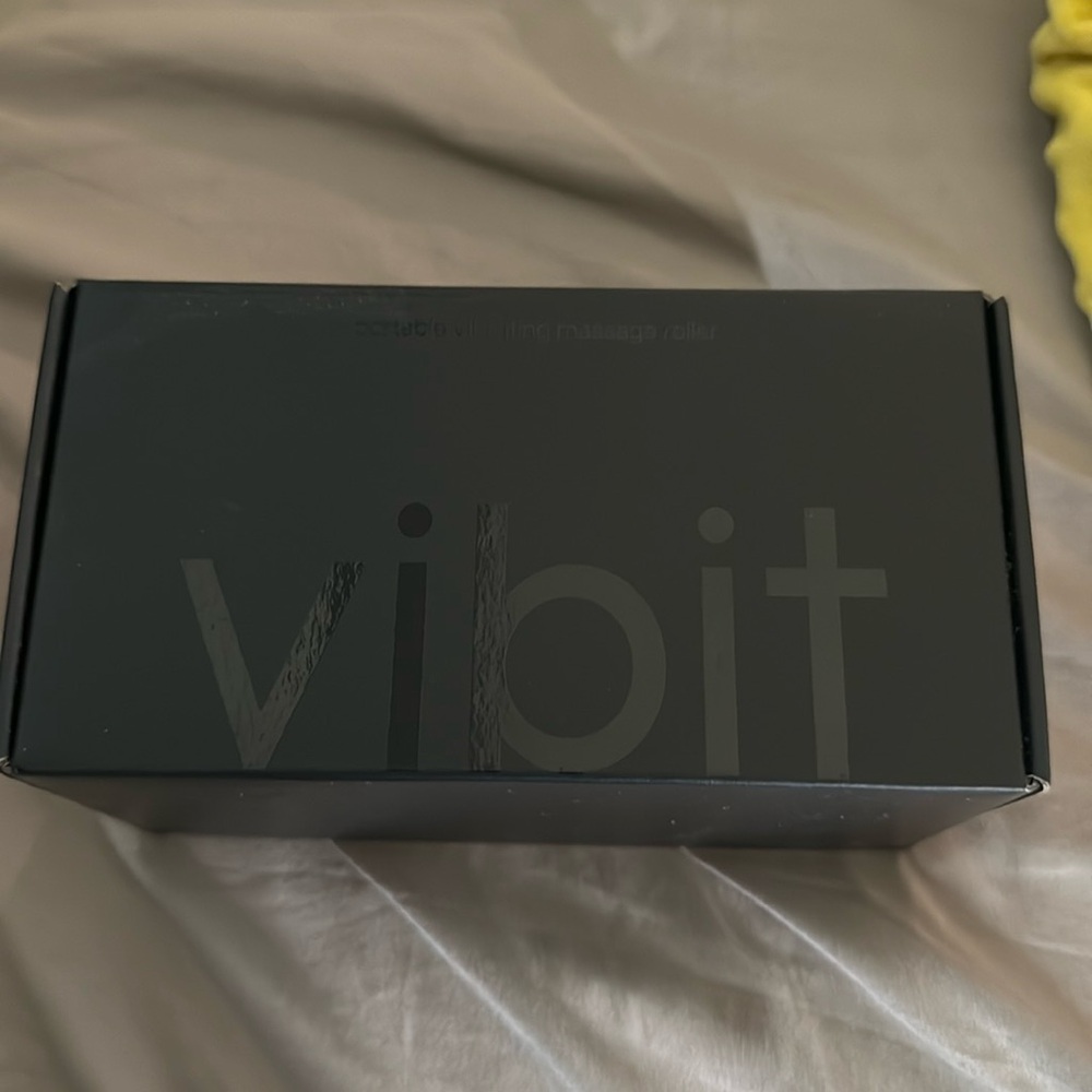 Vibit Portable Vibrating Massage Roller NEW in box!!
